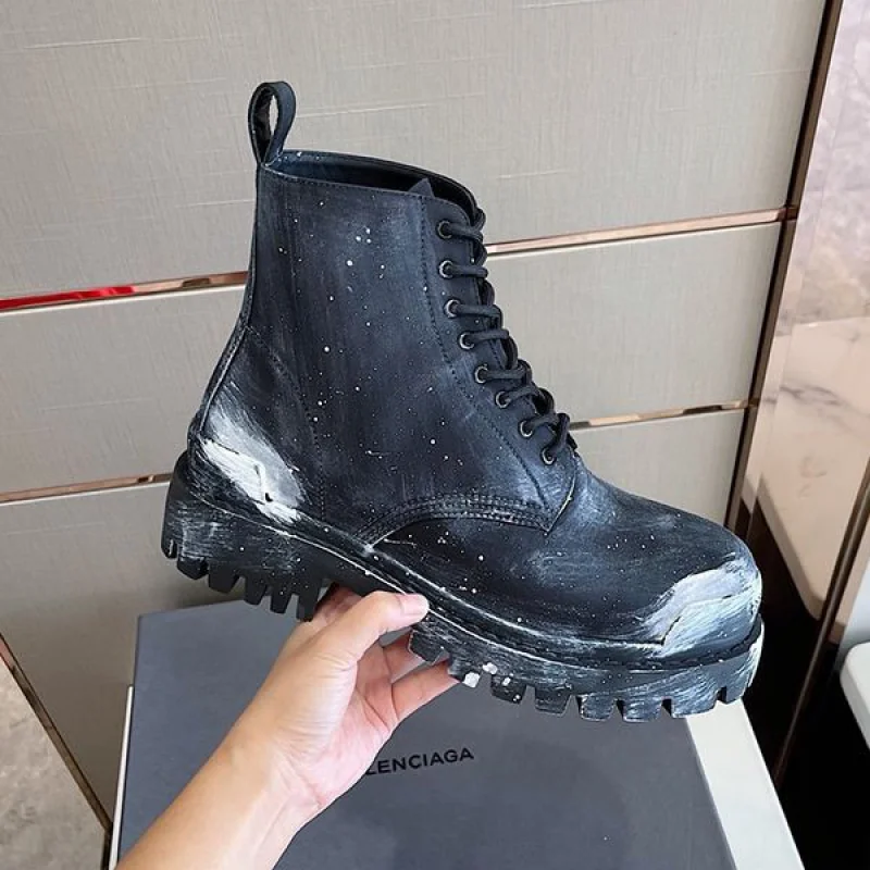 追跡付き 安いバレンシアガ コピー★ストライクラバー コンバットブーツ bas14162