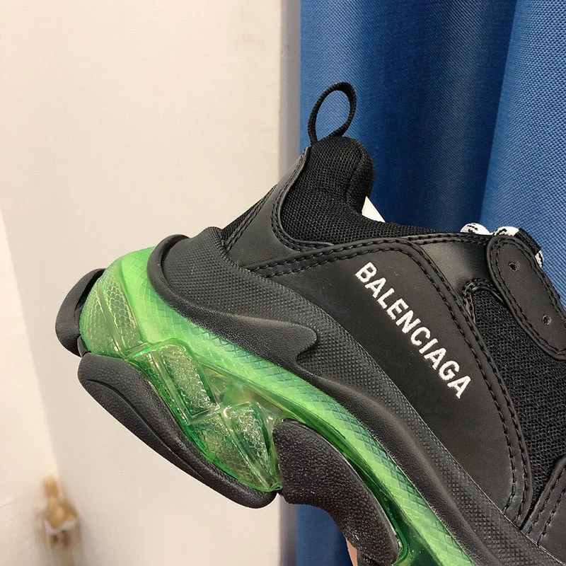 限定入荷【バレンシアガ スニーカー コピー】TRIPLE S クリアソール bax27006