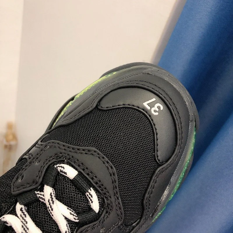 限定入荷【バレンシアガ スニーカー コピー】TRIPLE S クリアソール bax27006