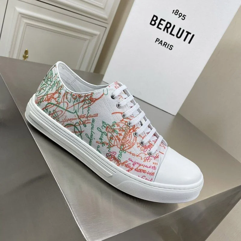 大人気!ベルルッティ スニーカー21ss*スクリットキャンバスローカット bew80397