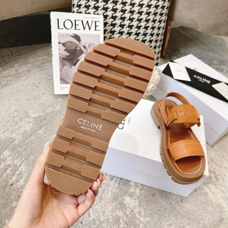 日本未入荷【セリーヌ 偽物】CLEA TRIOMPHE クレア トリオンフサンダル 345623023C04LU