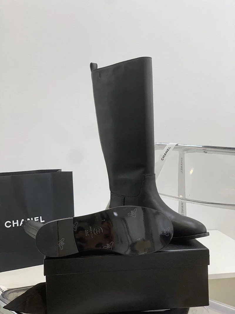 高品質♪シャネルすぐ届く■カーフスキンのロング ブーツ コピー shf23425