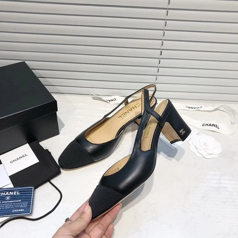 目を惹くカラー シャネル スリングバック シューズ 偽物 shi60350
