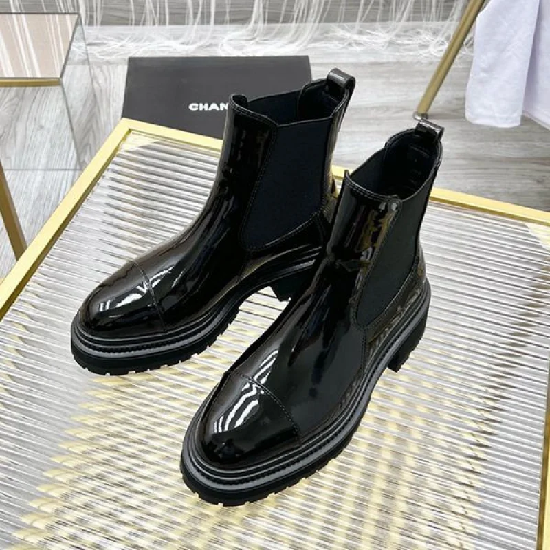 売上総額１位！シャネル 偽物 アンクルブーツ CC ラムスキン パテント shk00797