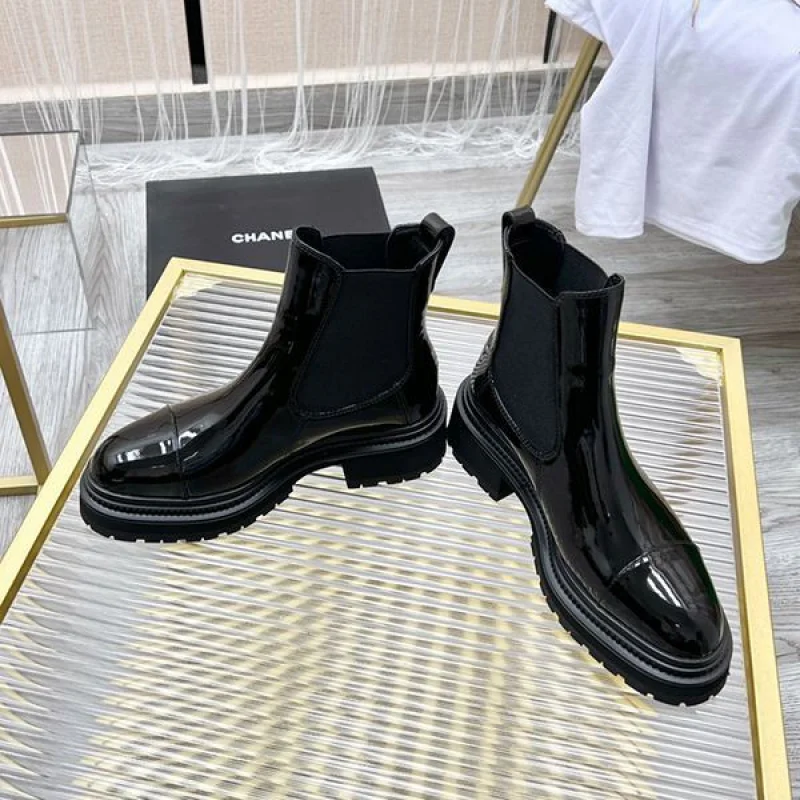 売上総額１位！シャネル 偽物 アンクルブーツ CC ラムスキン パテント shk00797