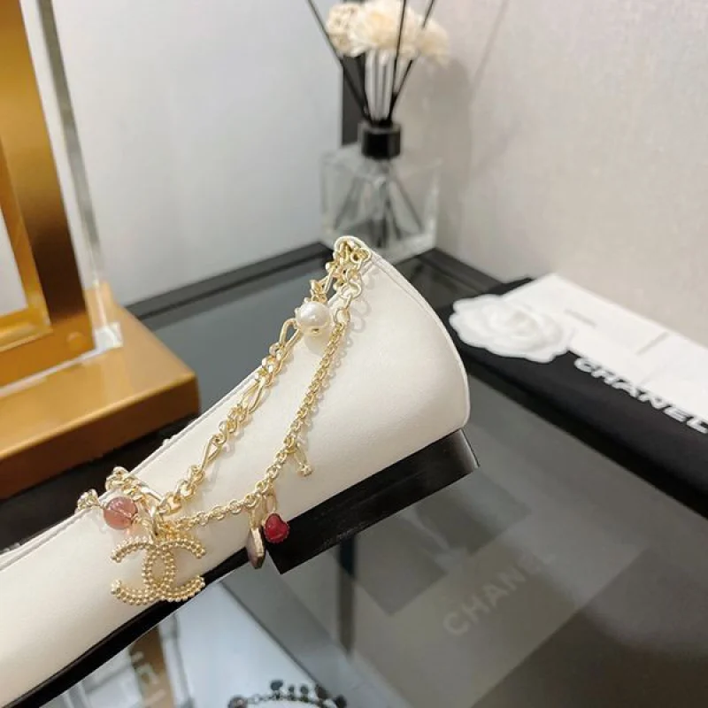 《大人気》シャネル 新作のクラシックレディースローヒールパンプス 偽物N級品 shl87536