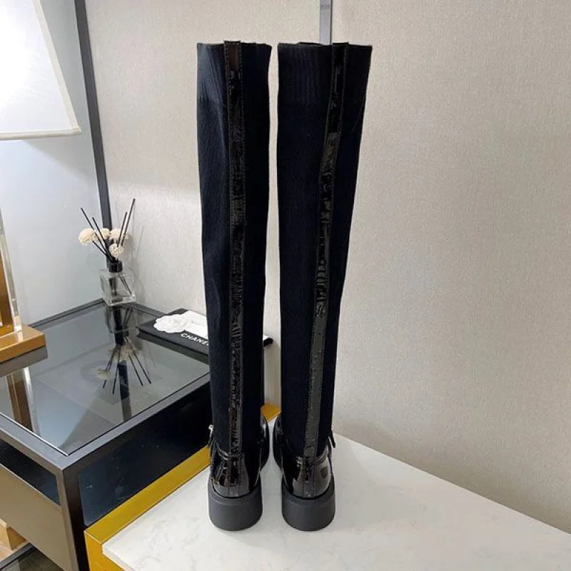 これからの季節にヘビロテ確定！シャネルロングブーツ コピー shn46843