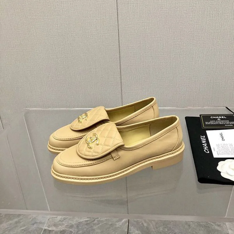 春もの新作シャネル 偽物 ローファー マトラッセ CCターンロック shs35873