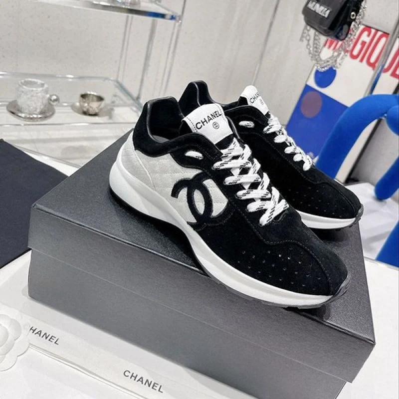 送料込シャネル CCロゴスニーカー コピー shs52693