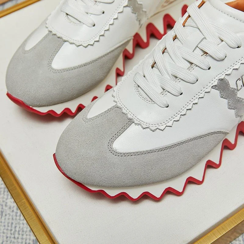 送料込 ルブタン偽物 LOUBISHARK 爽やかホワイト ★スニーカー Rup66572