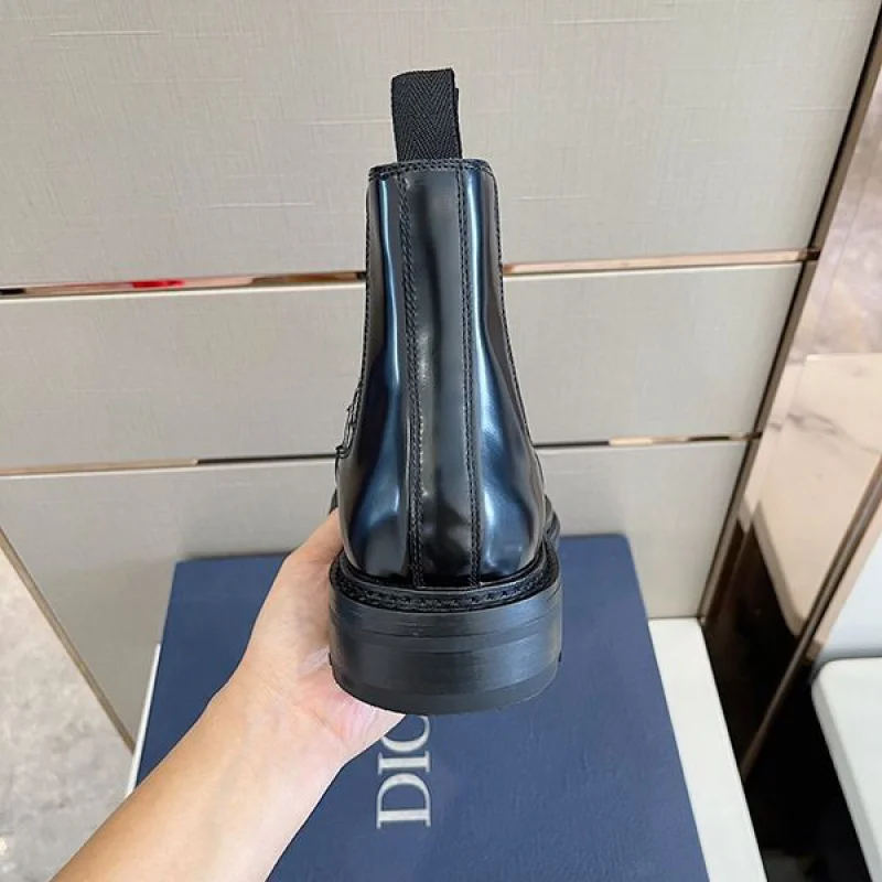 争奪戦ディオール ショートブーツ 偽物お洒落に♪ deb40072