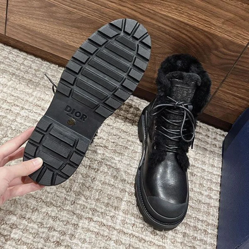 ギフトに最適 ディオール EMPREINTE ヒール コピー ショート ブーツ des33857