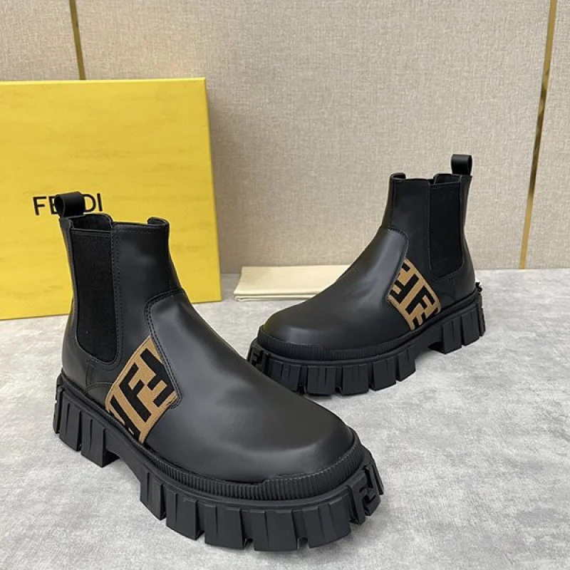 注目度抜群！フェンディ レザーブーツ コピー 高品質 fei17639