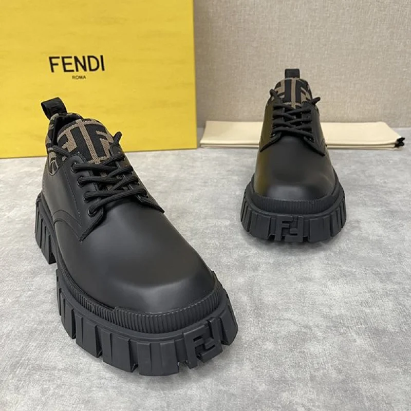 完売必至 フェンディ コピー レースアップレザーシューズ fej64302