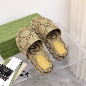 靴 gug53175 スーパーコピー