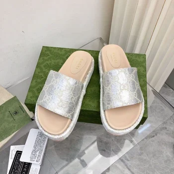 靴 guq20375 スーパーコピー
