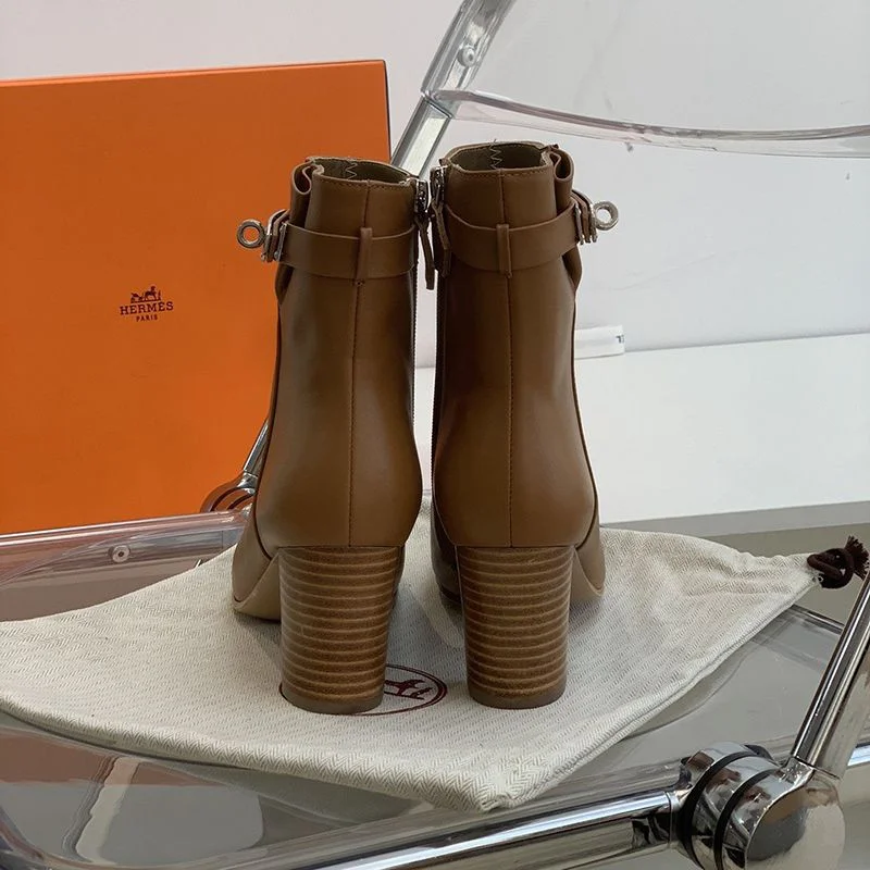人気急上昇エルメス レディース 茶ブーツ 白パンツにピッタリ 偽物 ers83532