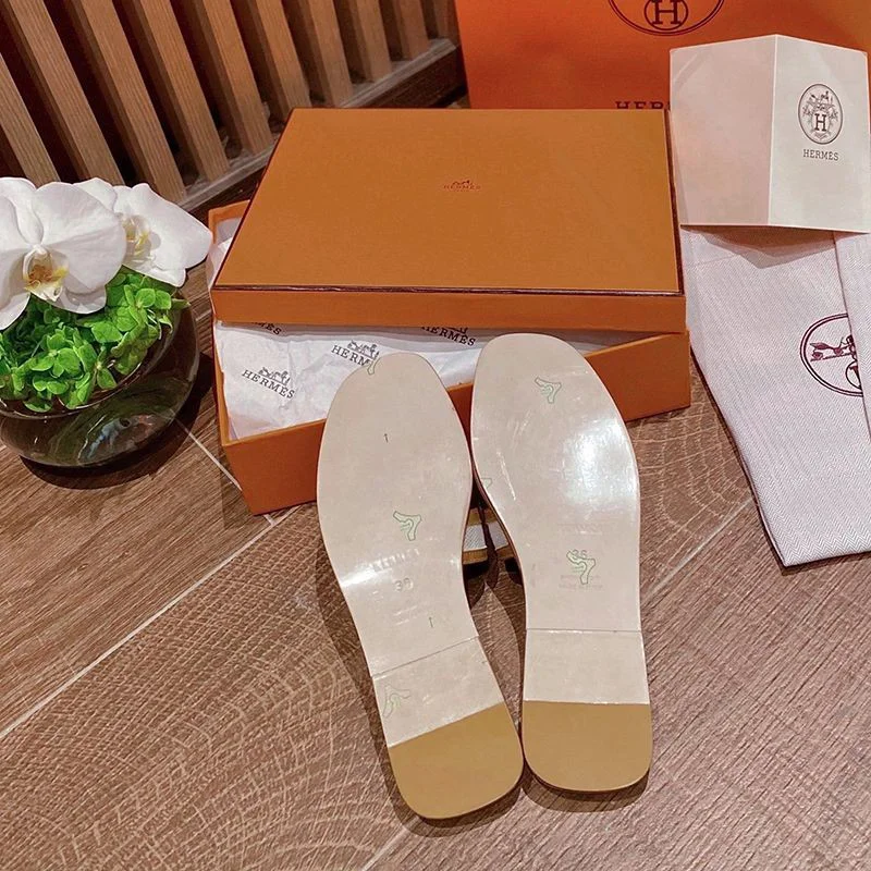 エルメス Oran sandal 偽物 最高な材質 オラン レザー＆キャンバス サンダル eru08562