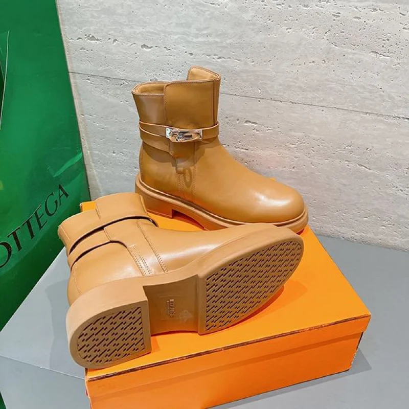 入手困難エルメス Bottines Veo ヴェオ 厚底 アンクルブーツ ブーティ コピー erw56215