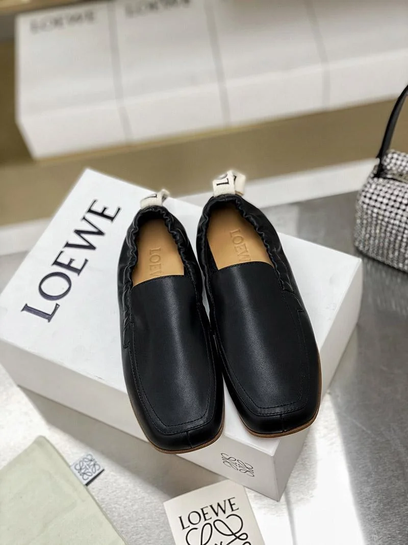 世界中で大人気♪ ロエベ ソフトダービー偽物 Soft Derby loc14123