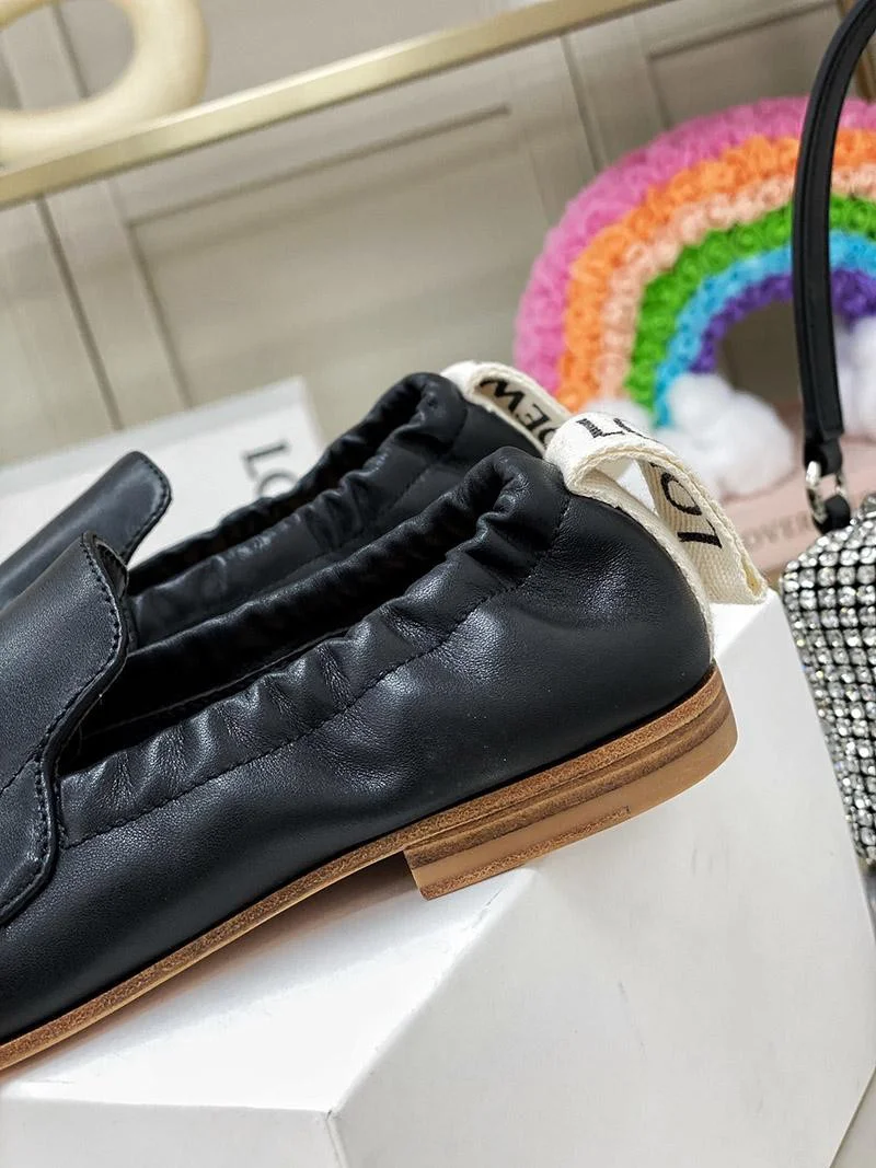 世界中で大人気♪ ロエベ ソフトダービー偽物 Soft Derby loc14123