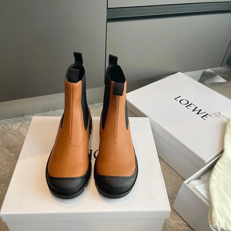 世界中で大人気♪ロエベ ブーツ コピー CHELSEA BOOT カーフ サイドゴアブーツ loh33544