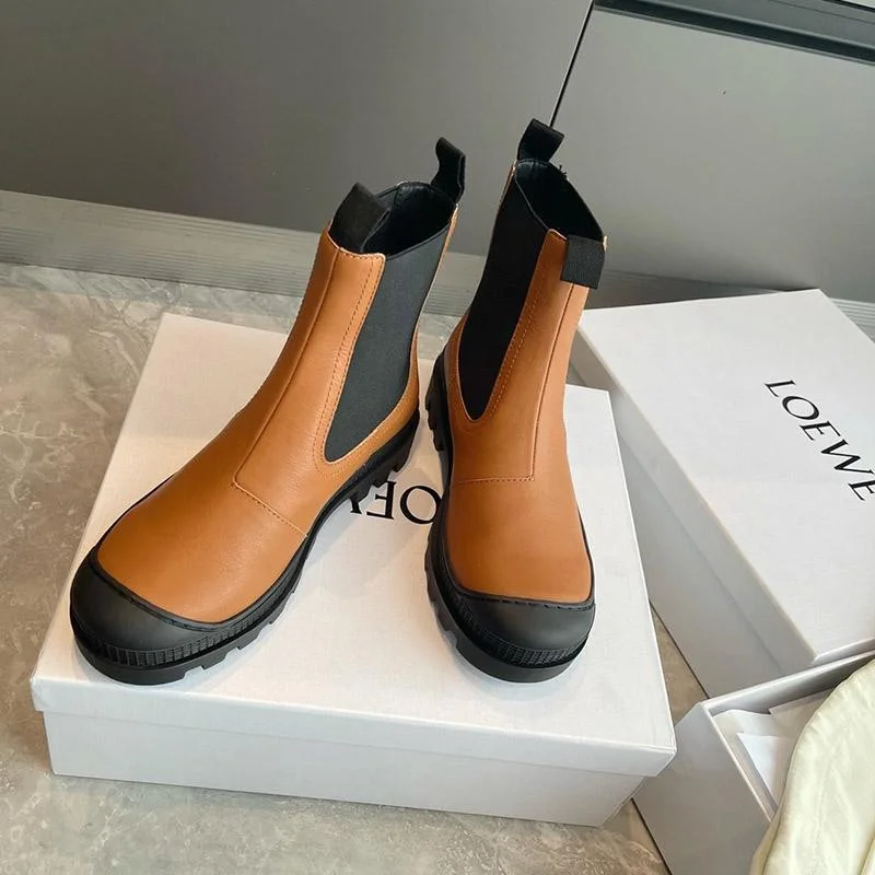 世界中で大人気♪ロエベ ブーツ コピー CHELSEA BOOT カーフ サイドゴアブーツ loh33544