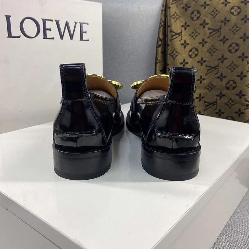 争奪戦【限定】ロエベ ポンポンローファー 偽物 レディース low59945