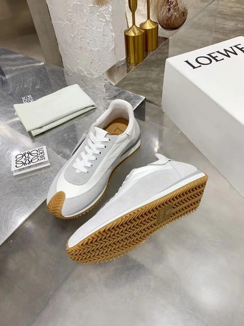 定番人気 ロエベ フロー ランナー スニーカー コピー loy82703