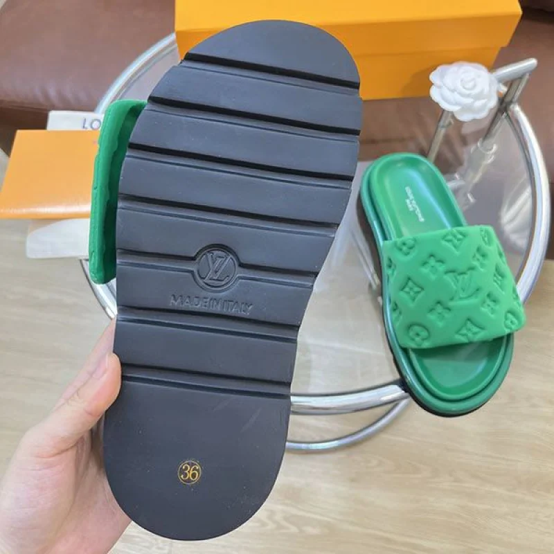 【大特価】ルイヴィトン コピー プールピロー ライン ミュール サンダル 1AB1N3