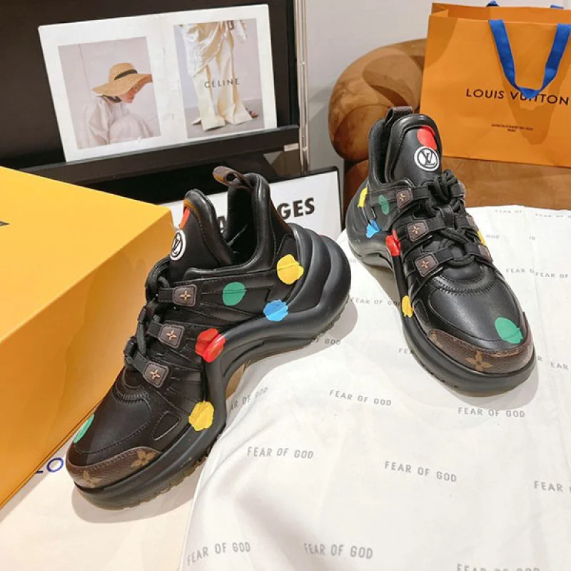 ◆草間彌生【ルイヴィトン 偽物】LV × YK LV アークライト・ラインスニーカー 1AB9R4