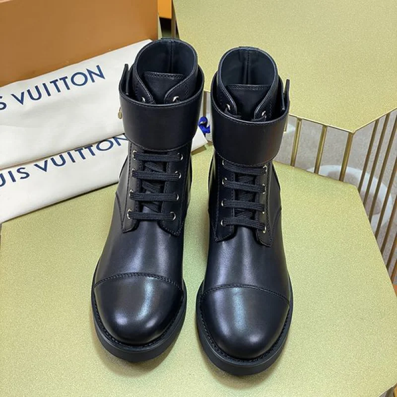 新作限定 ルイヴィトン ショートブーツ 偽物 vuf47567