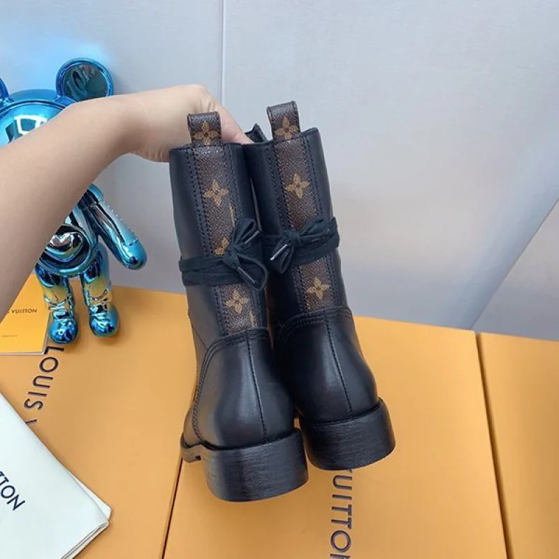 セレブ多数愛用♡ルイヴィトン ロングブーツ 偽物 vug05366