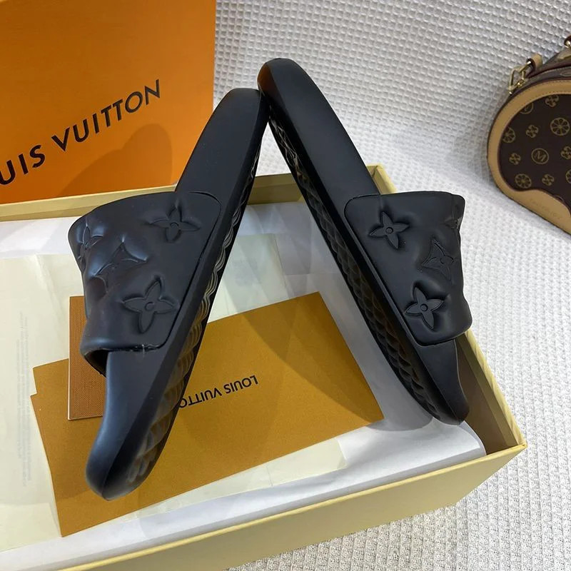 可愛いルイヴィトン ウォーターフロント・ラインサンダル 偽物 vuj15087