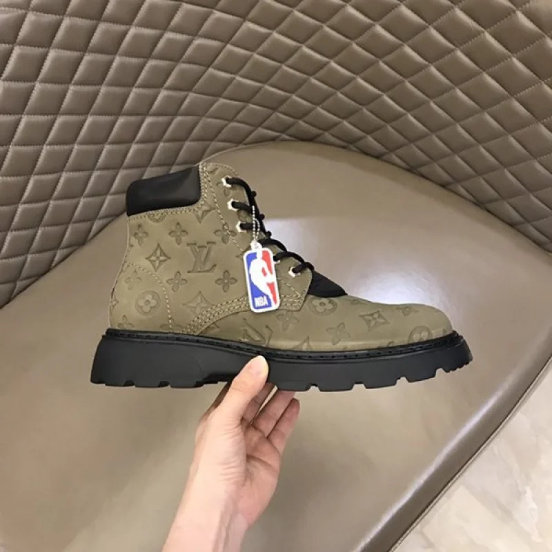 ギフトに最適♪ルイヴィトン NBA ショートブーツ 偽物 vum58275