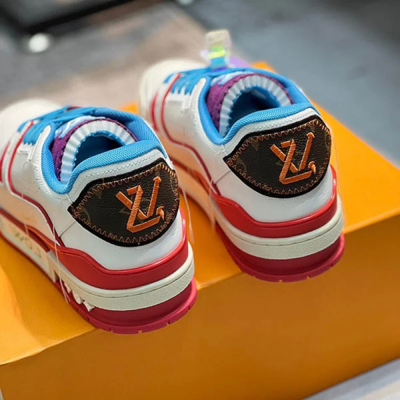 【日本未発売】ルイヴィトン LV トレイナーライン スニーカー 偽物 vum69628