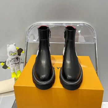 ルイヴィトン靴 vud83037 スーパーコピー