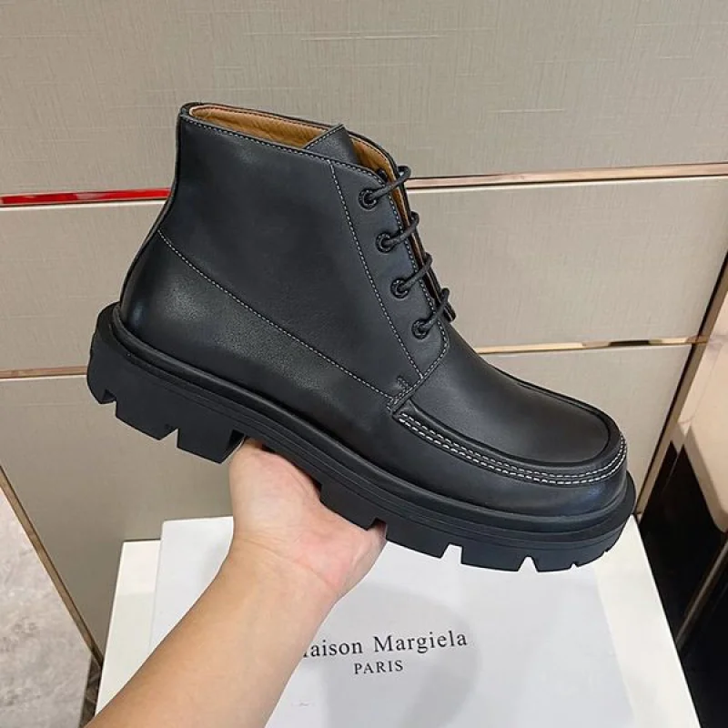新デザインMM6 偽物 MaisonMargiela バルカナイ アンクルブーツ Mat25340