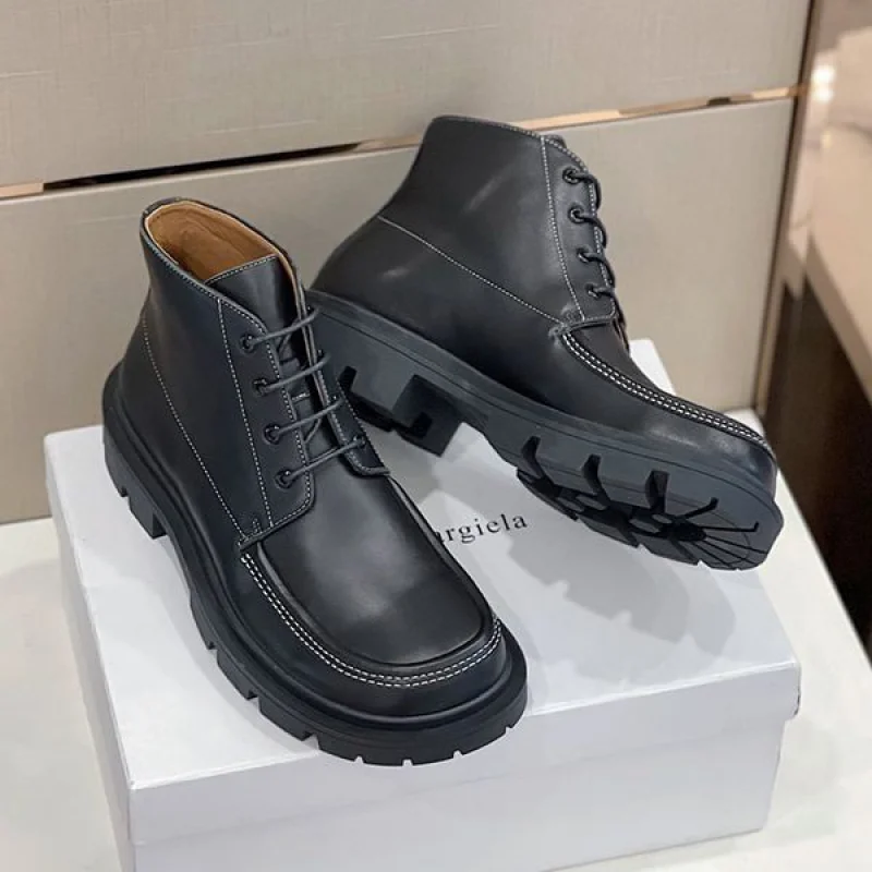 新デザインMM6 偽物 MaisonMargiela バルカナイ アンクルブーツ Mat25340