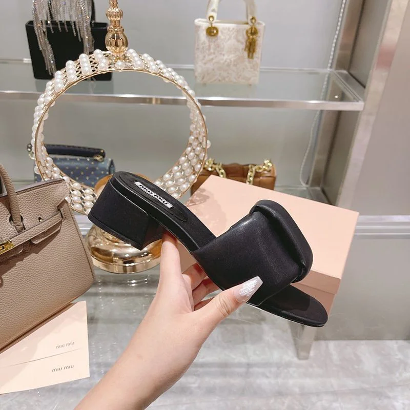 超話題!♡足元上品に♪ミュウミュウ サンダル 激安 コピー myk15528
