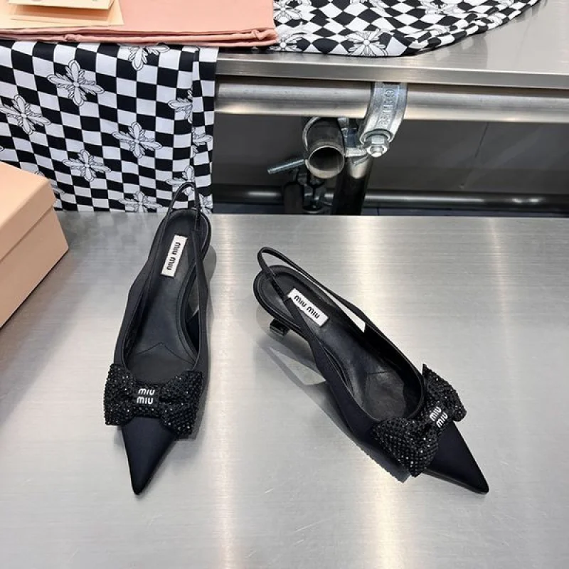 美脚が際立つ♡ミュウミュウ パンプス コピー ヒール5.5cm myr12737