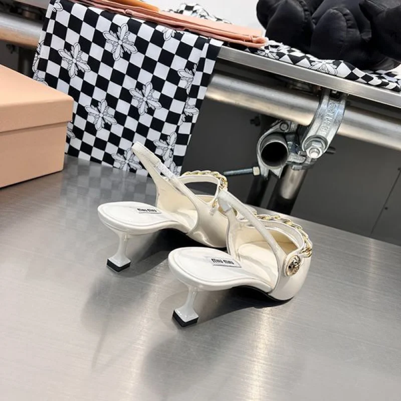 お洒落に♪ミュウミュウ コピー パンプス ヒール5.5cm myz86130