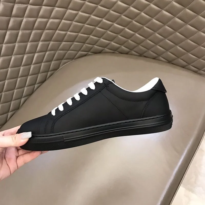 《大人気》モンクレール コピー New Monaco スニーカー mop40113