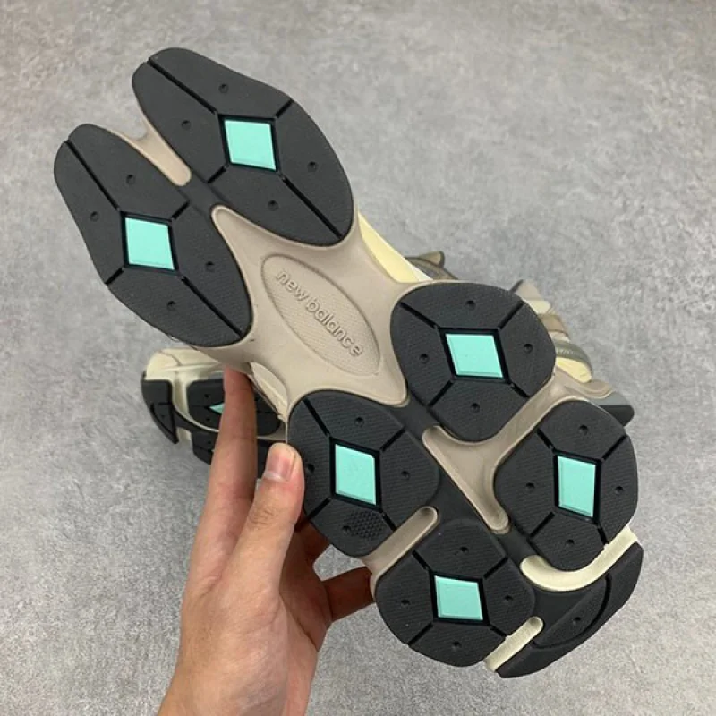 ジョーフレッシュグッズ コピー × ニューバランス 9060 スニーカー nyn30620