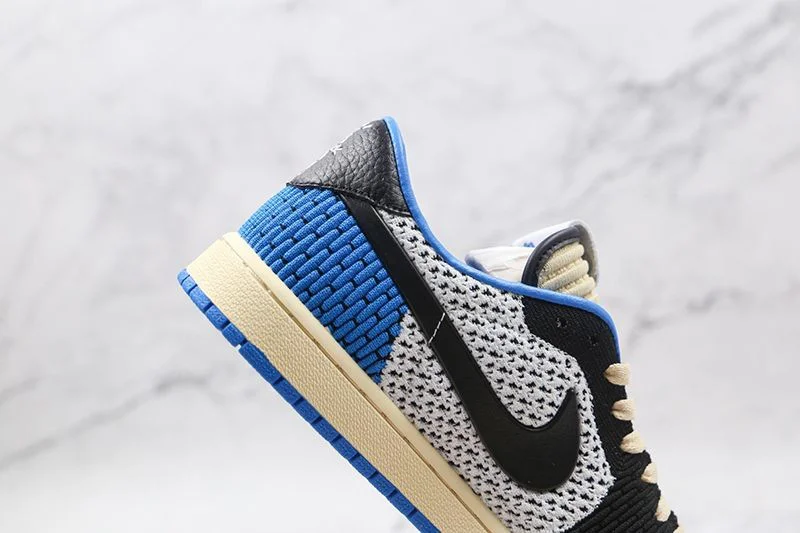 可愛いナイキ × トラビススコット コピー エアジョーダン 1 レトロ ロー Flyknit DM7866141