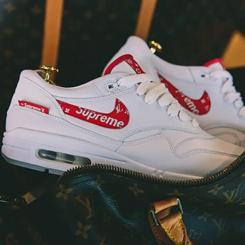 追跡付 シュプリーム ルイヴィトン ナイキ エアマックス 1 コピー AIR MAX 1 カスタムが海外で話題に! nah00495