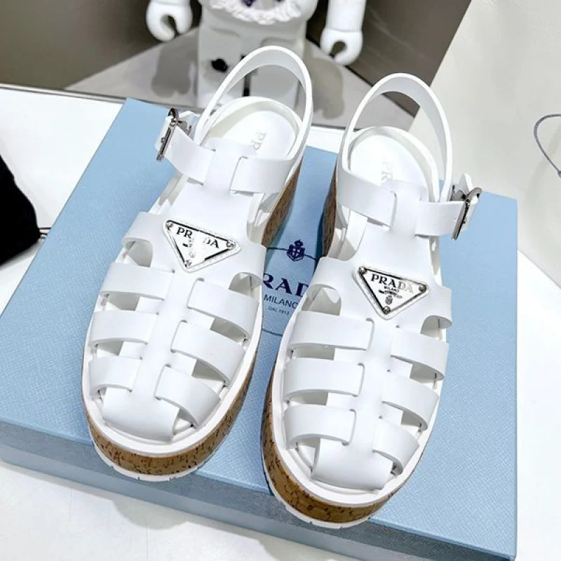 大人気!プラダ Rubber wedge platform sandals ウェッジサンダル コピー pub83961