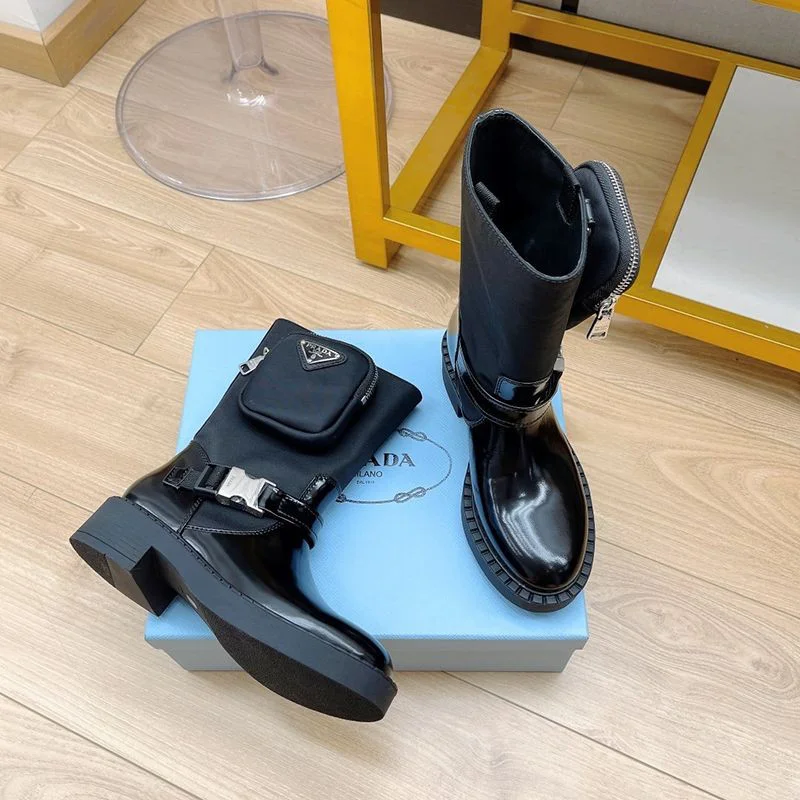 超希少!プラダ 偽物 レザー レースアップブーティー pum38440