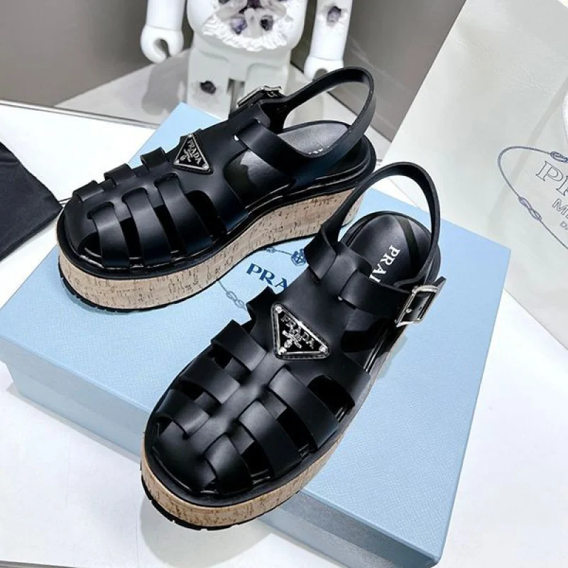 お洒落プラダ Rubber wedge platform sandals ウェッジサンダル 偽物 pur40331
