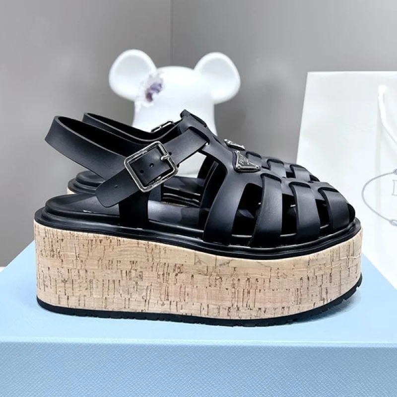 お洒落プラダ Rubber wedge platform sandals ウェッジサンダル 偽物 pur40331